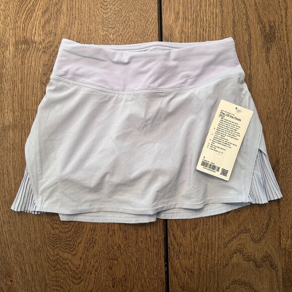 NWT Lululemon Play Off the Pleats Mid-Rise Skirt Pastel Blue Size 2 - Picture 3 of 3